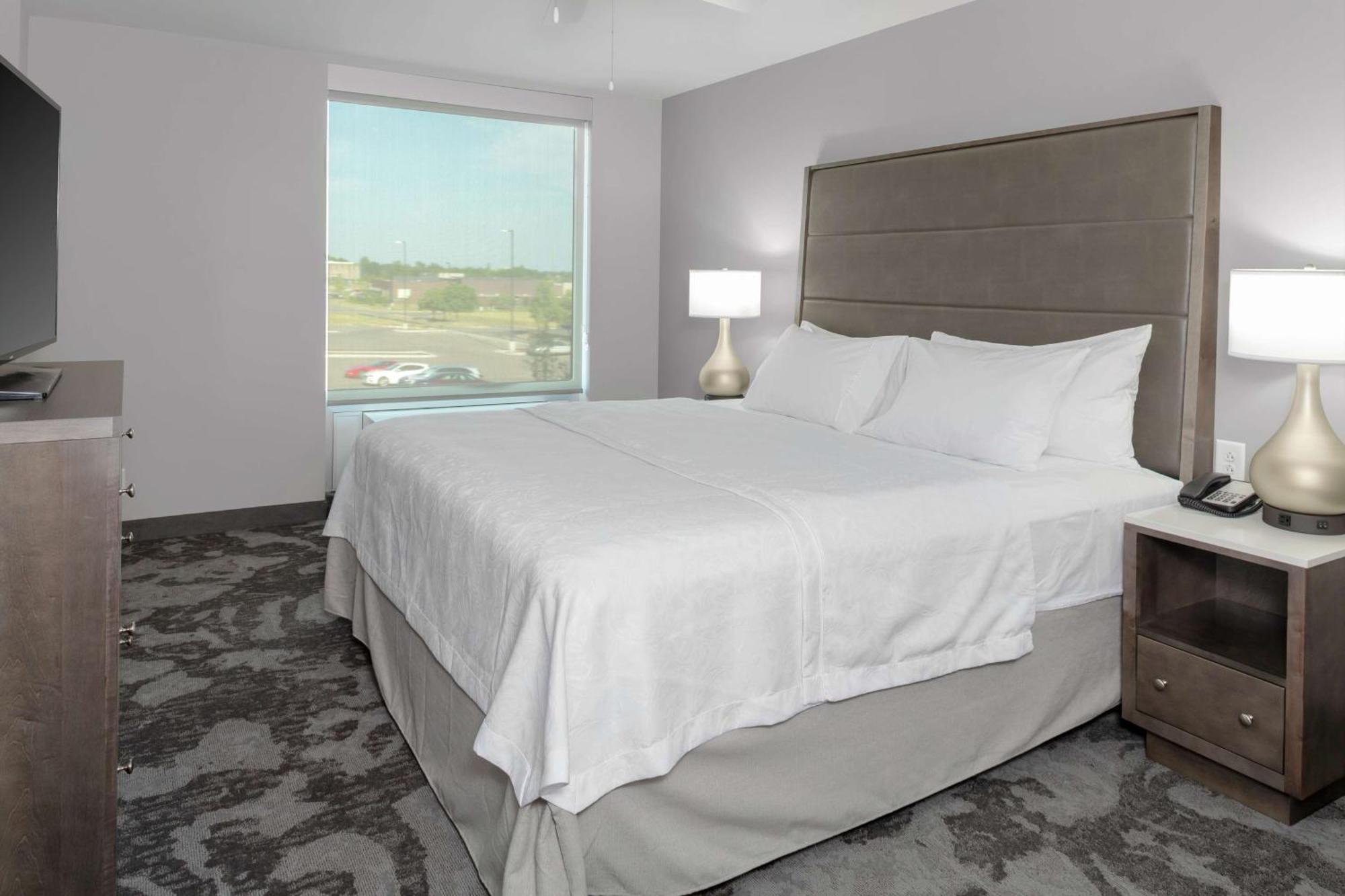 Homewood Suites By Hilton Lansing Eastwood Exteriör bild